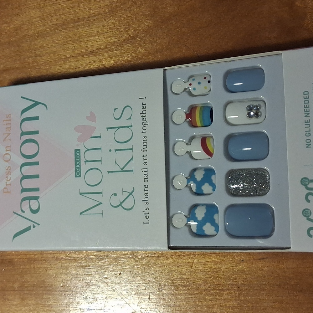 Vamony Mom And Kids Press On Nails